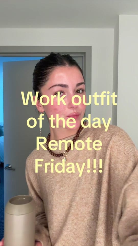 Post 3 by essentiallyelise on TikTok (video)
