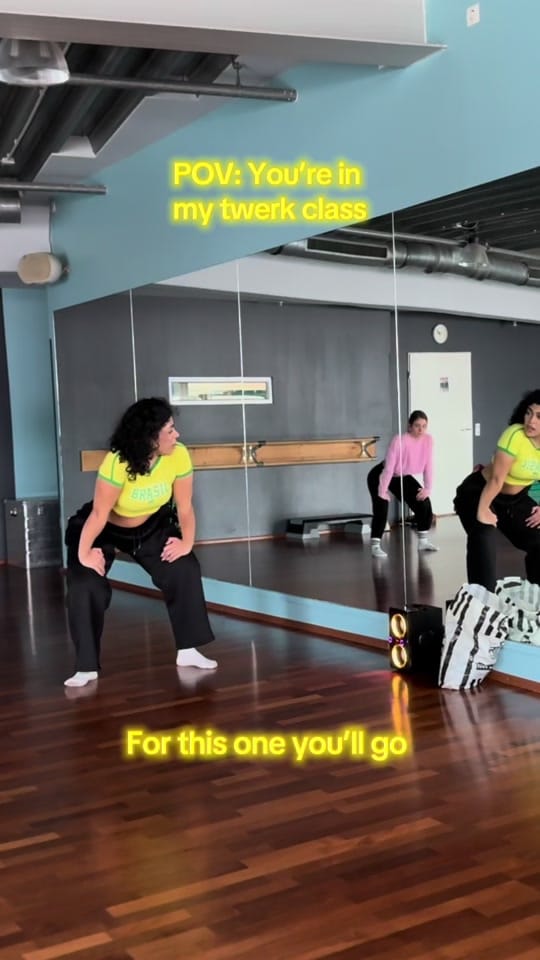 Post 10 by Sezin Kilisli on TikTok (video)