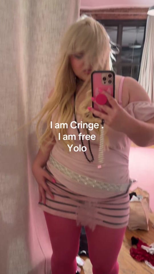 Post 6 by London Riley Keller on TikTok (video)