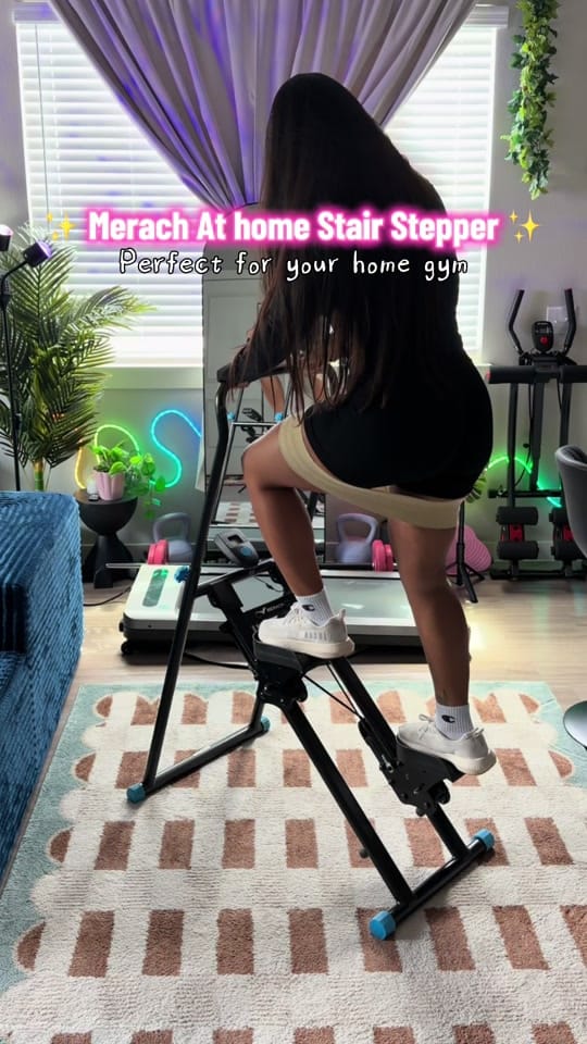 Post 1 by SammieRaeChavez on TikTok (video)