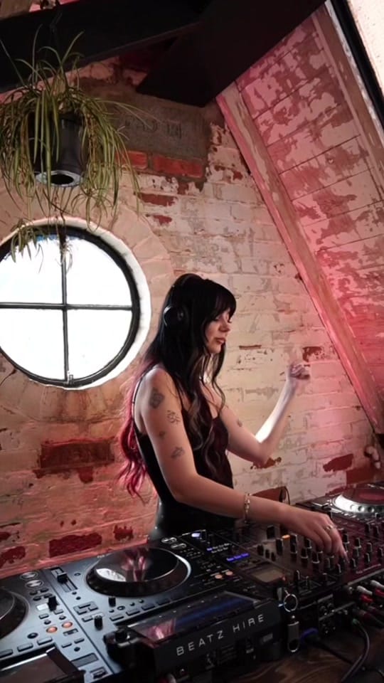 Post 2 by ZOE LONDON DJ on TikTok (video)