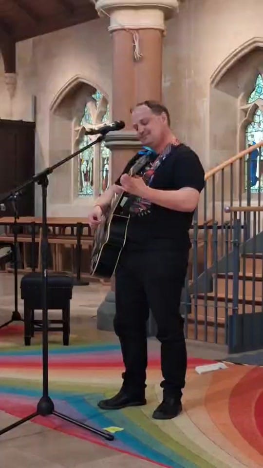 Post 2 by Chris Boman 🎤🎸🎼💕 on TikTok (video)