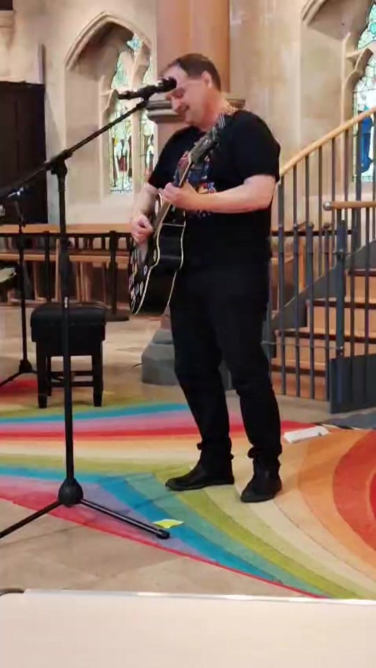Post 1 by Chris Boman 🎤🎸🎼💕 on TikTok (video)