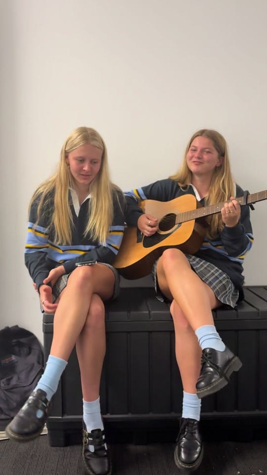 Post 7 by citrussband on TikTok (video)