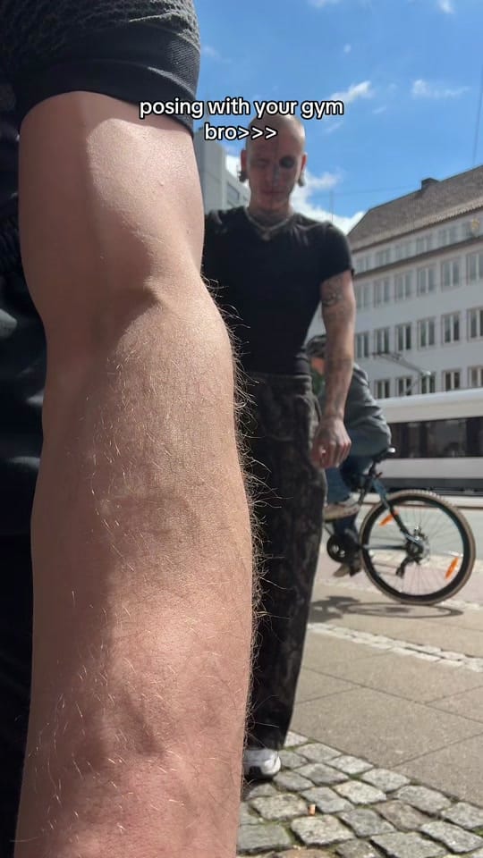 Post 6 by just.a.rxndom.gymbro on TikTok (video)