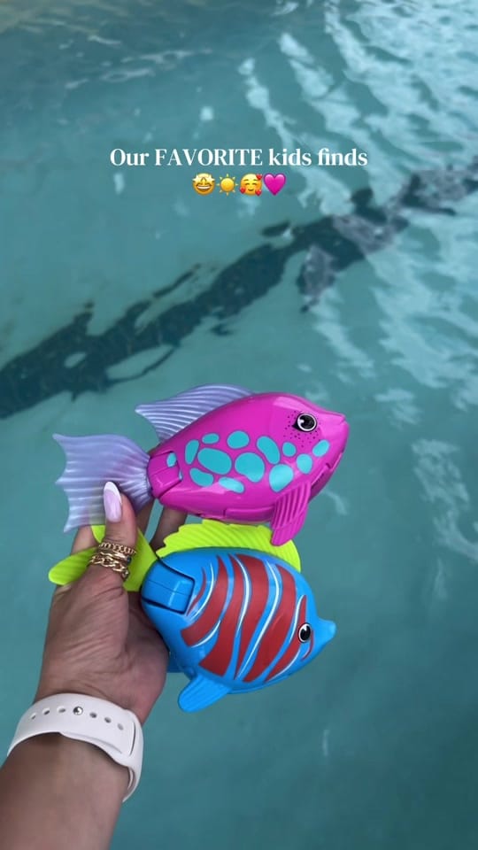 Post 2 by lena.diana.moms on TikTok (video)