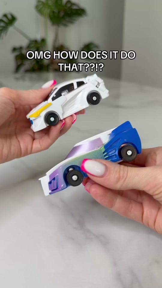 Post 4 by lena.diana.moms on TikTok (video)