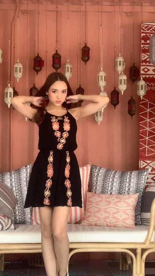 Post 5 by Danie Groves on TikTok (video)