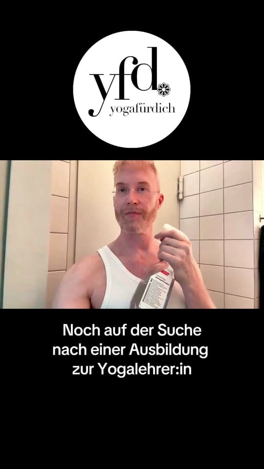 Post 1 by yogafürdich on TikTok (video)