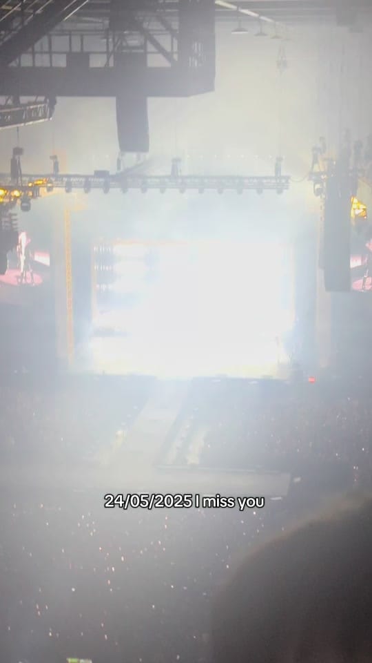 Post 1 by Rhianna :) on TikTok (video)