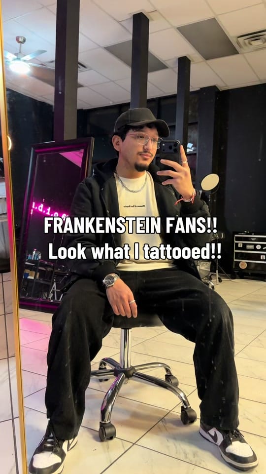 Post 7 by Hector on TikTok (video)