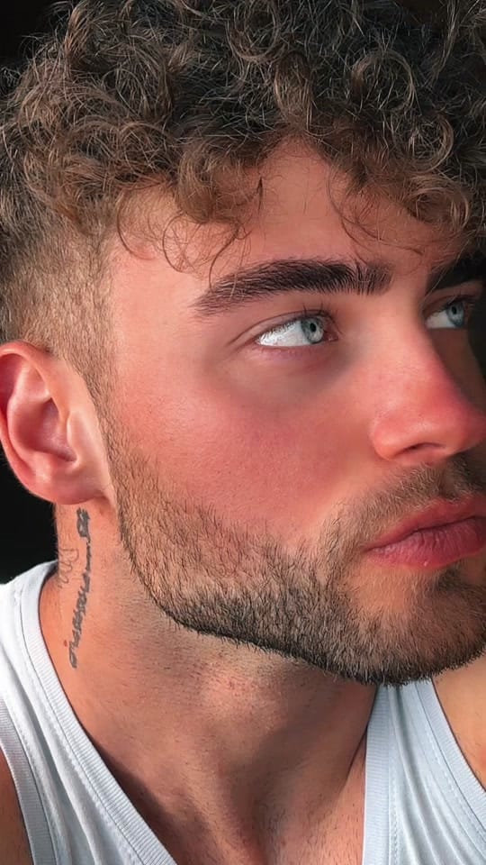 Post 9 by Mitch.vxx on TikTok (video)
