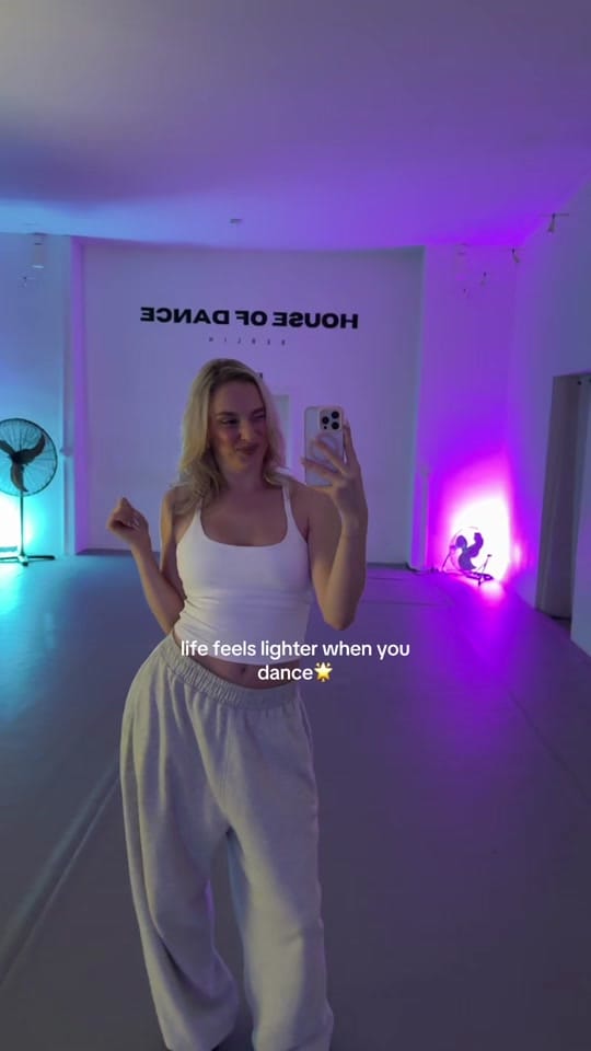 Post 5 by selina💌 on TikTok (video)