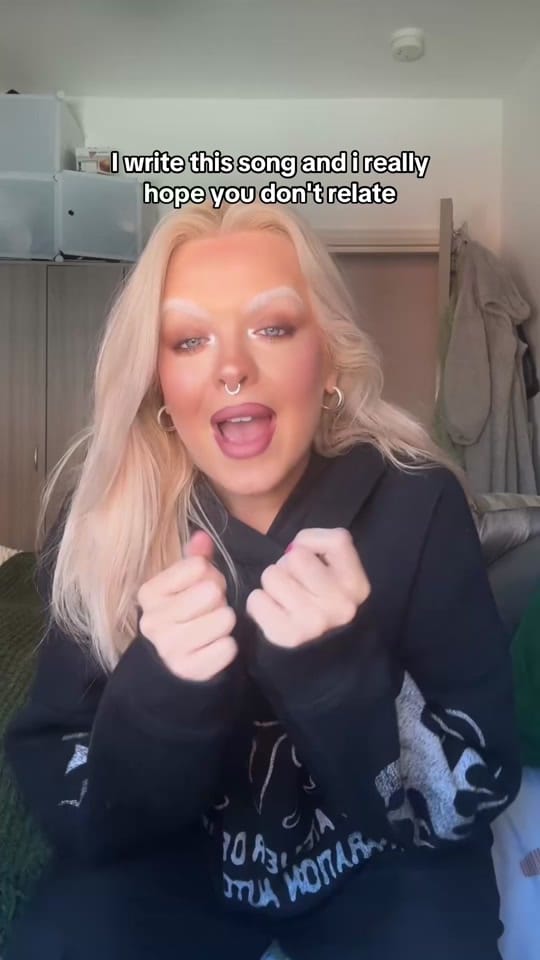 Post 4 by LOIS GAY on TikTok (video)