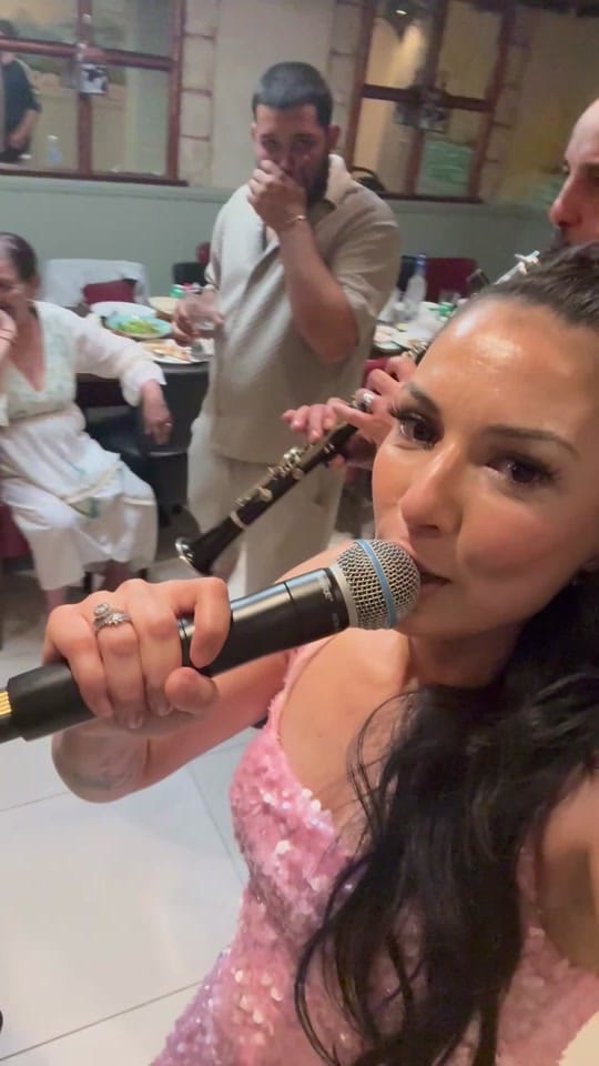 Post 1 by Magi Radeva on TikTok (video)