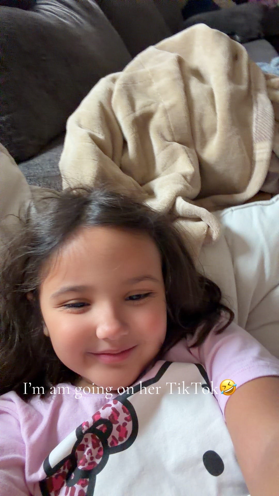 Post 3 by kayydidmynailss on TikTok (video)