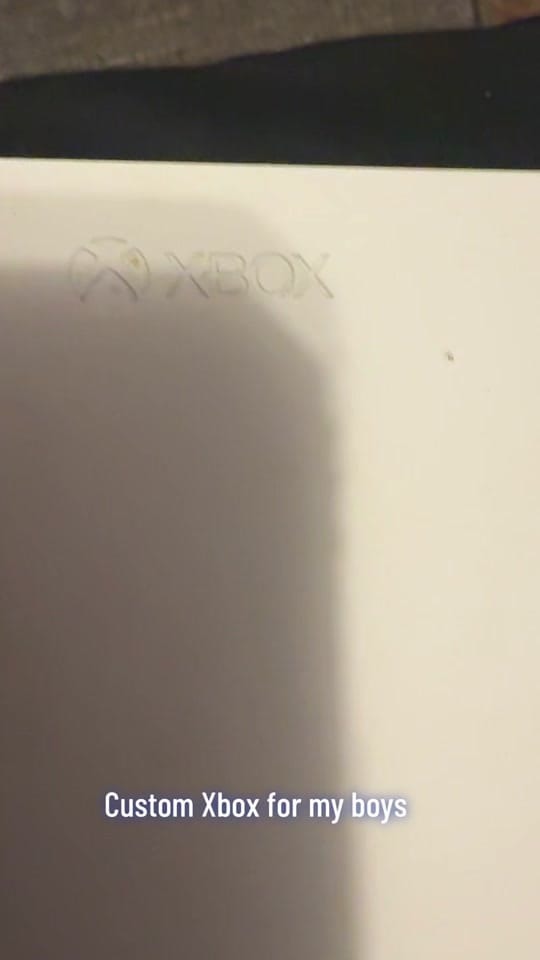 Post 1 by UzaKreep on TikTok (video)