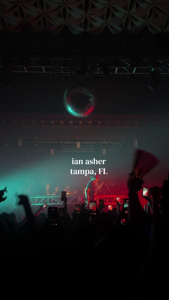 Post 3 by Olivia Silver on TikTok (video)