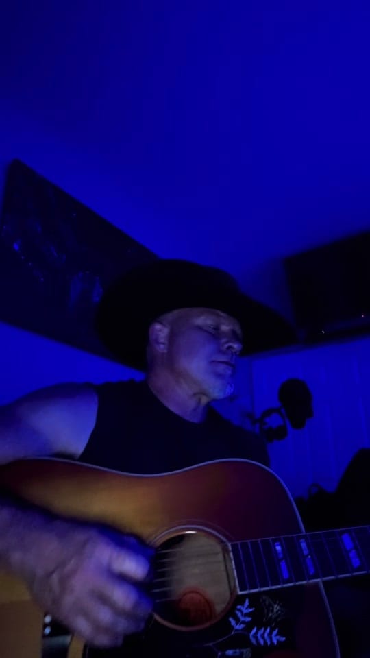 Post 4 by Darryl Markette Music ††† on TikTok (video)