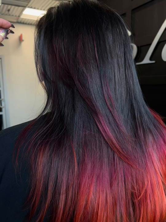 Post 2 by Lindz Nash Alt Hairstylist on TikTok (video)