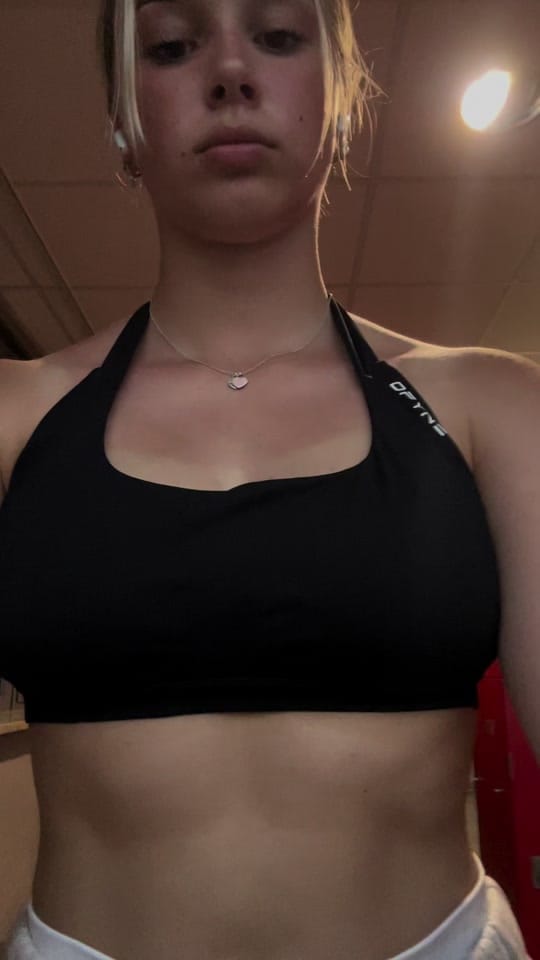 Post 5 by Anna 🫶🏻 on TikTok (video)