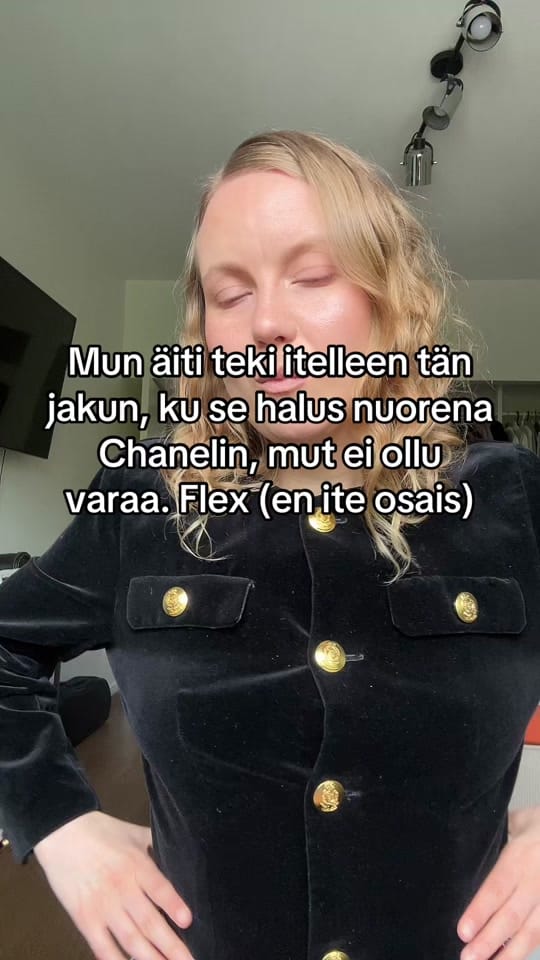 Post 7 by F on TikTok (video)