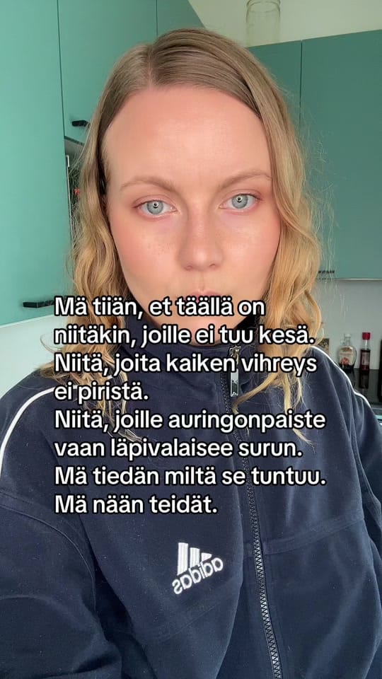 Post 6 by F on TikTok (video)