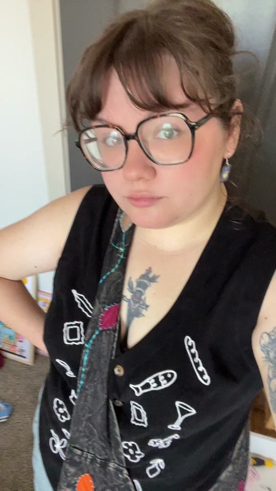 Post 7 by Em on TikTok (video)