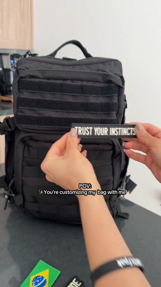Post 6 by Thai Moncada 🇧🇷 on TikTok (video)