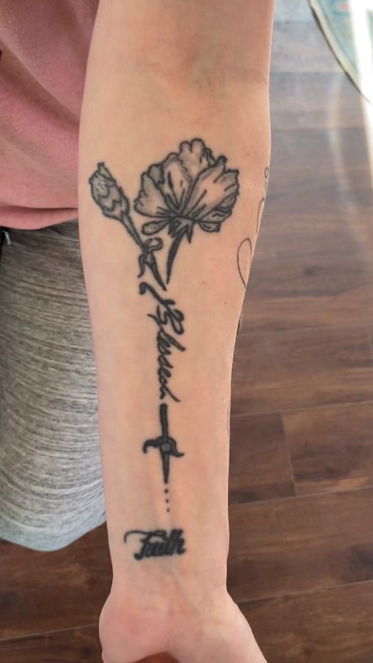 Post 6 by lilytroyetattoo on TikTok (video)