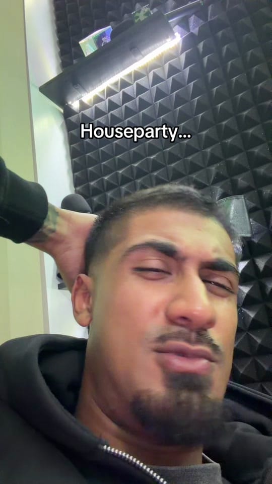 Post 8 by krizz on TikTok (video)