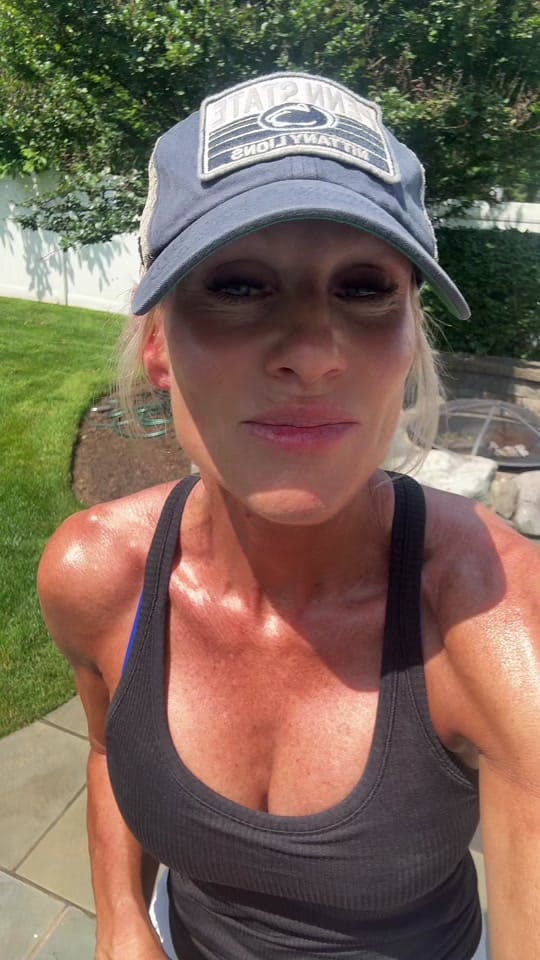 Post 10 by Erica Lynnn on TikTok (video)