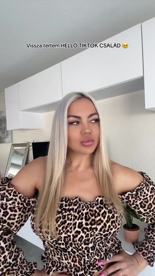 Post 7 by Emőke Makszim on TikTok (video)