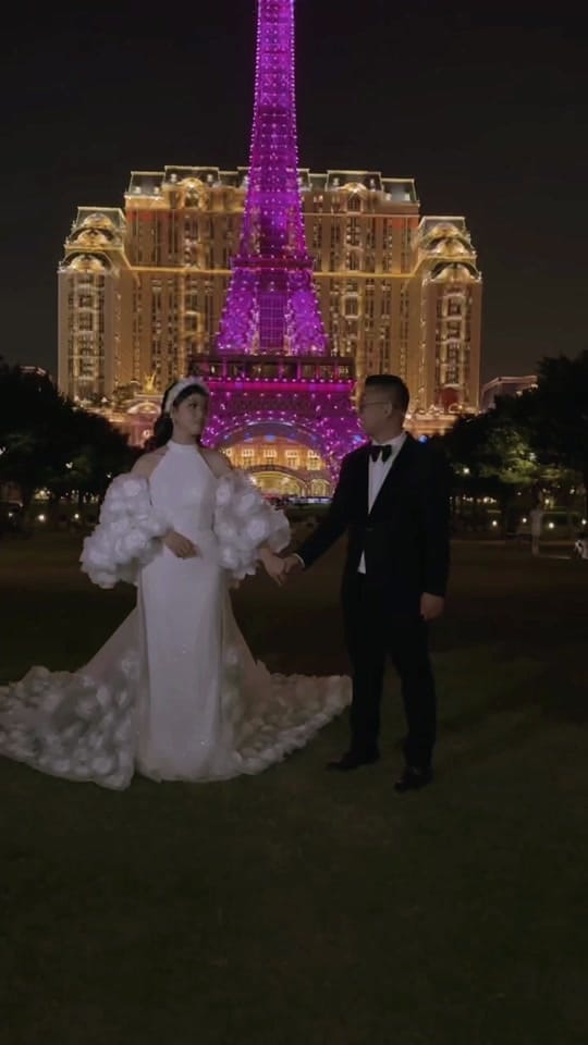 Post 2 by New York Art Bridal Official on TikTok (video)