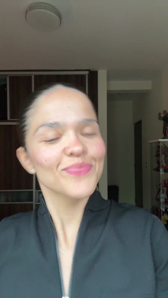 Post 6 by Val Dessens on TikTok (video)