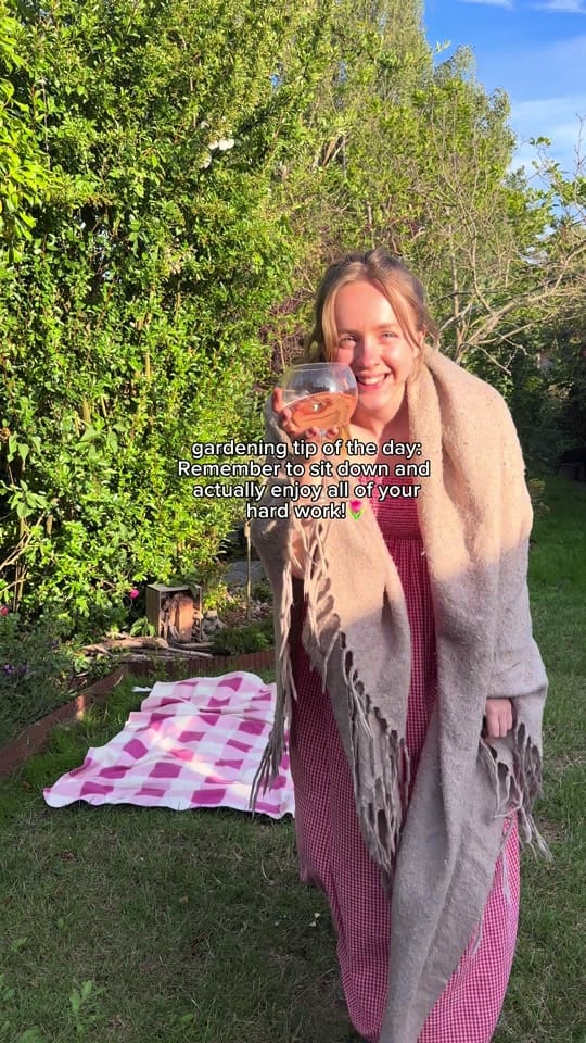 Post 3 by onplanetgeorgia on TikTok (video)