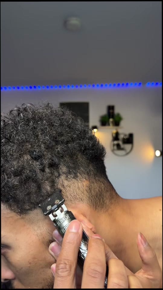 Post 7 by Eng Mo_Osmann_ on TikTok (video)