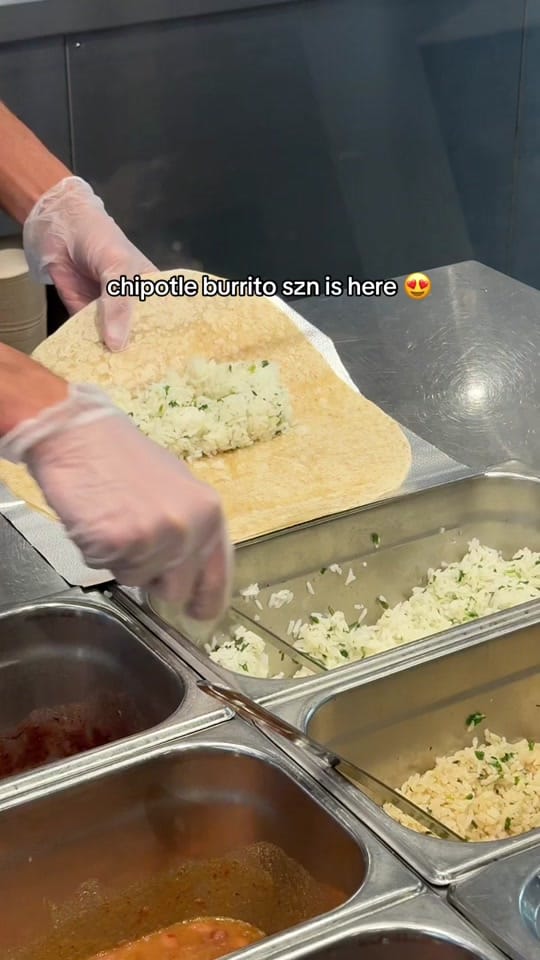 Post 6 by ChipotleUK on TikTok (video)