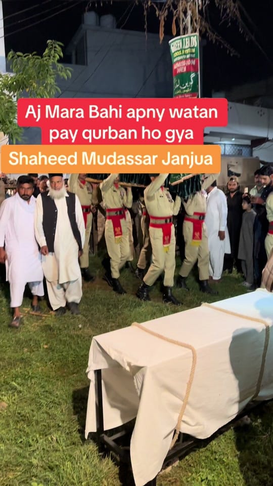 Post 10 by Mufti Amin Madni🇵🇰🇵🇱🇬🇧 on TikTok (video)