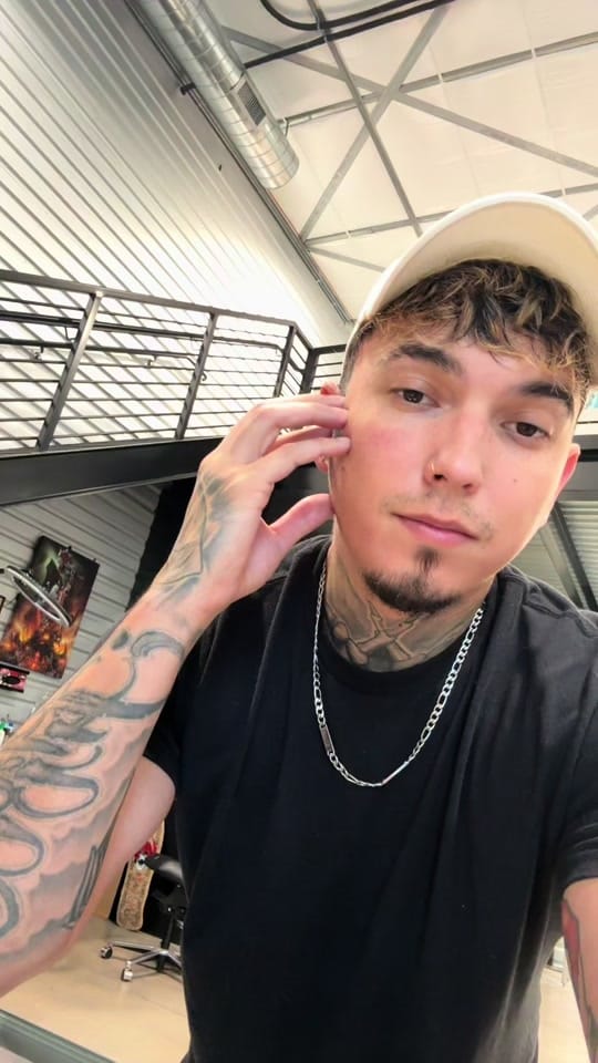 Post 3 by BrokenHeartedTattoo-Jadrien on TikTok (video)