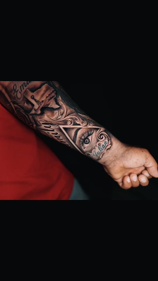 Post 2 by AURELIO OLVERA on TikTok (video)