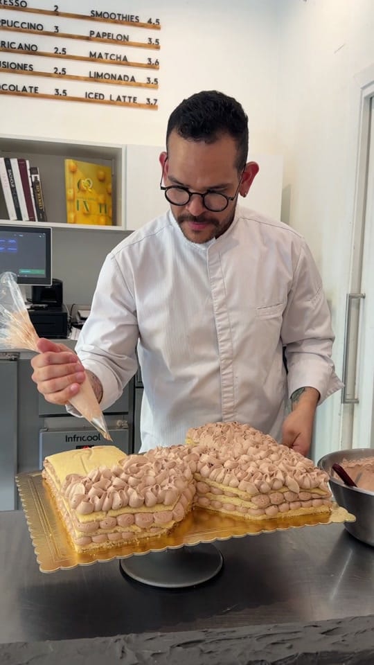 Post 9 by Edwin Garpa Chef on TikTok (video)