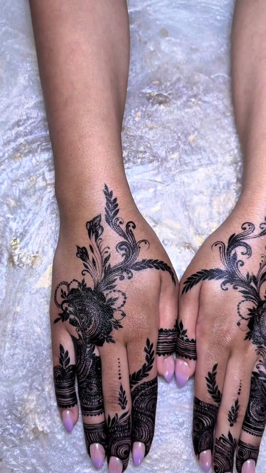 Post 1 by Regent Henna on TikTok (video)