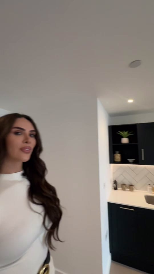 Post 3 by Maxiejjameson on TikTok (video)