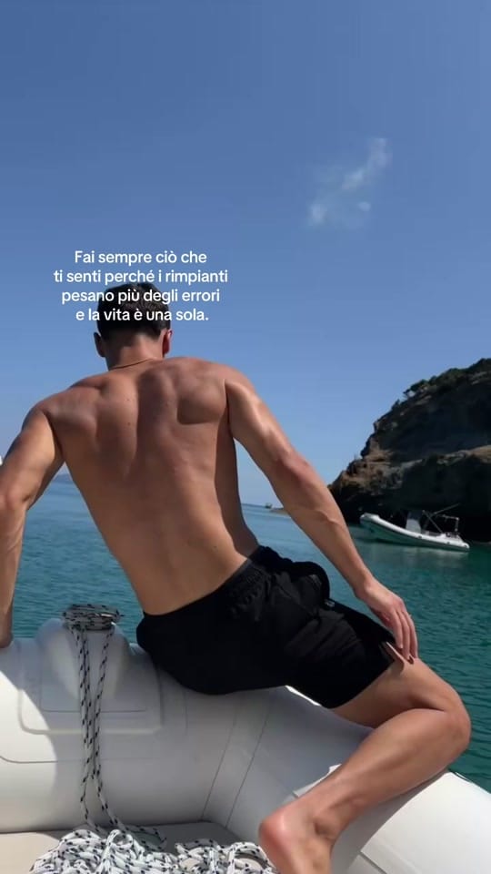 Post 3 by Alessandro Lamburghini on TikTok (video)