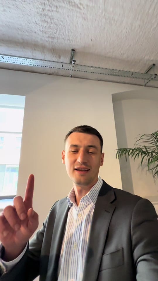 Post 6 by Oleksandr Estate Agent on TikTok (video)