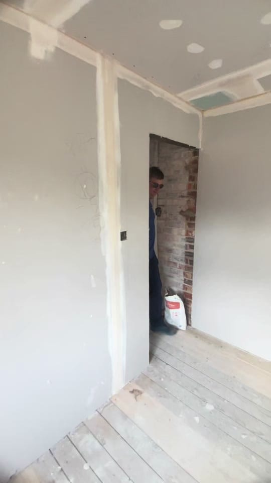 Post 2 by drywallmachines on TikTok (video)
