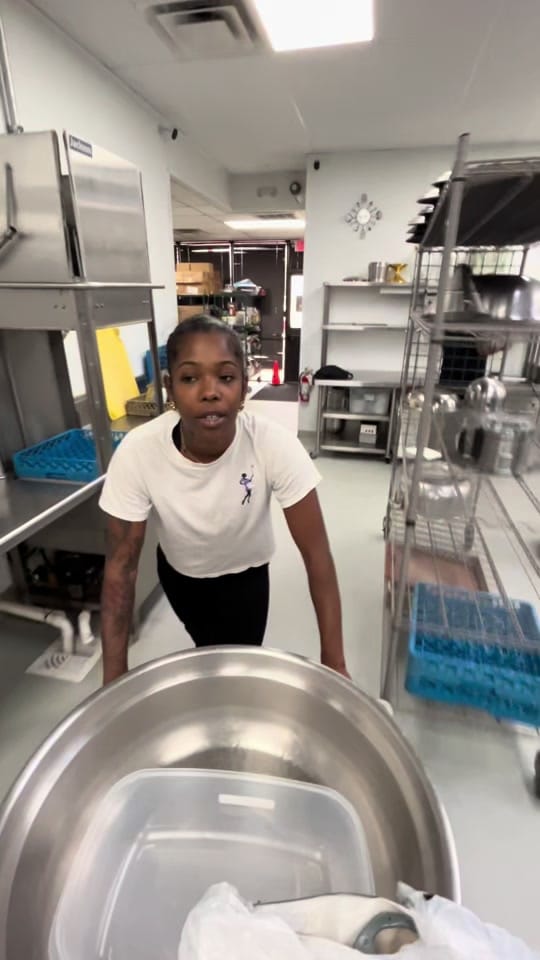 Post 2 by Victoria Beasley on TikTok (video)
