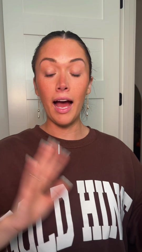 Post 1 by Mamie Kathryn MUA on TikTok (video)