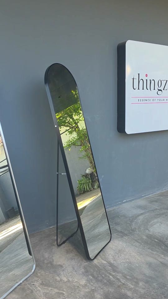 Post 10 by Thingz.lk on TikTok (video)